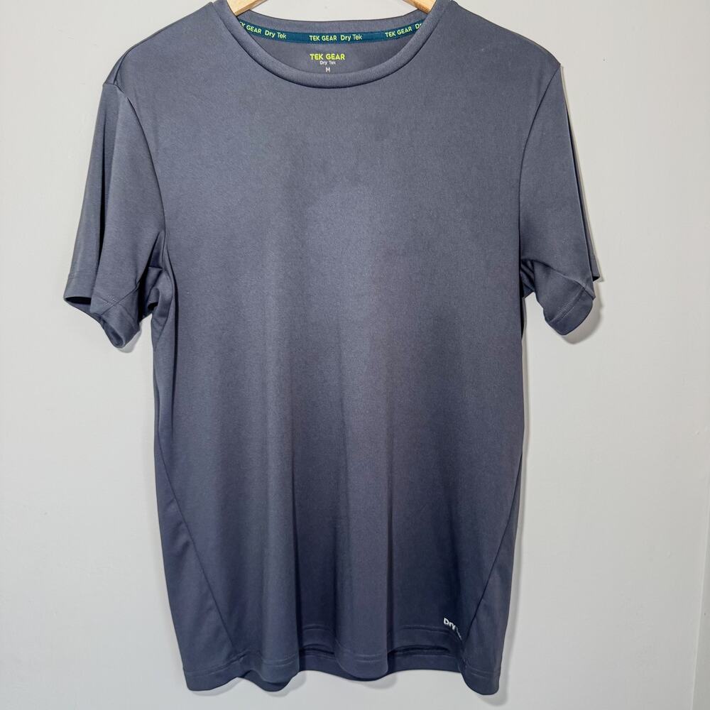Tek Gear Dry Tek Gray Moisture Wicking Short Sleeve Athletic T-Shirt M